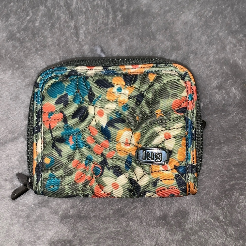 Lug Splits Wallet Wildflower Olive